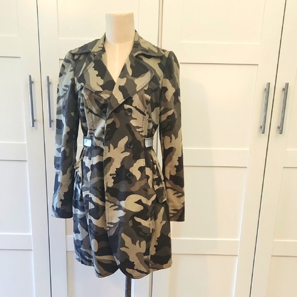 INC International Concepts Camouflage and sequin fitted Trench Coat size Small - Picture 1 of 6